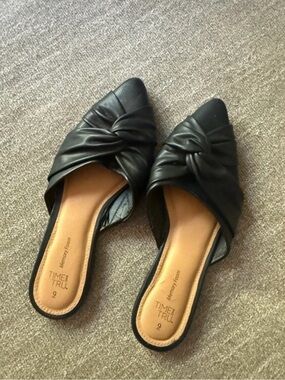 Time and Tru Black Knot-Front Slip-On Mules